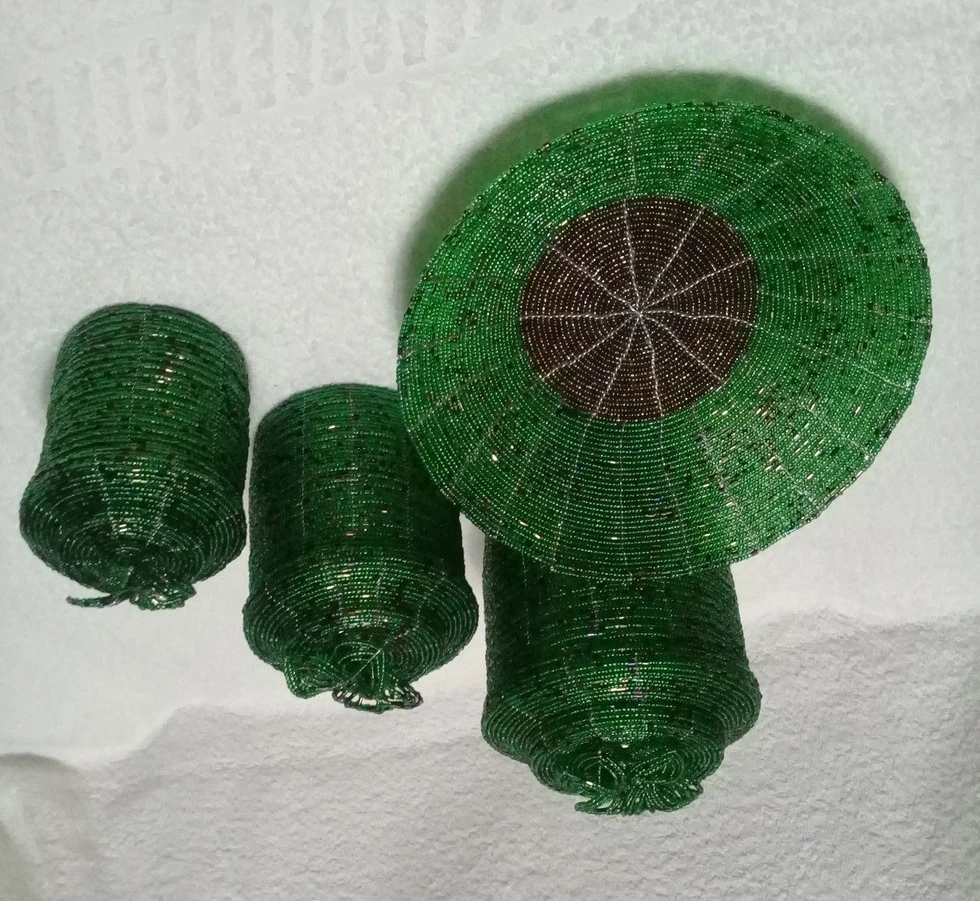 Green beaded containers